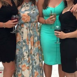 Beautiful floral Lulu’s dress